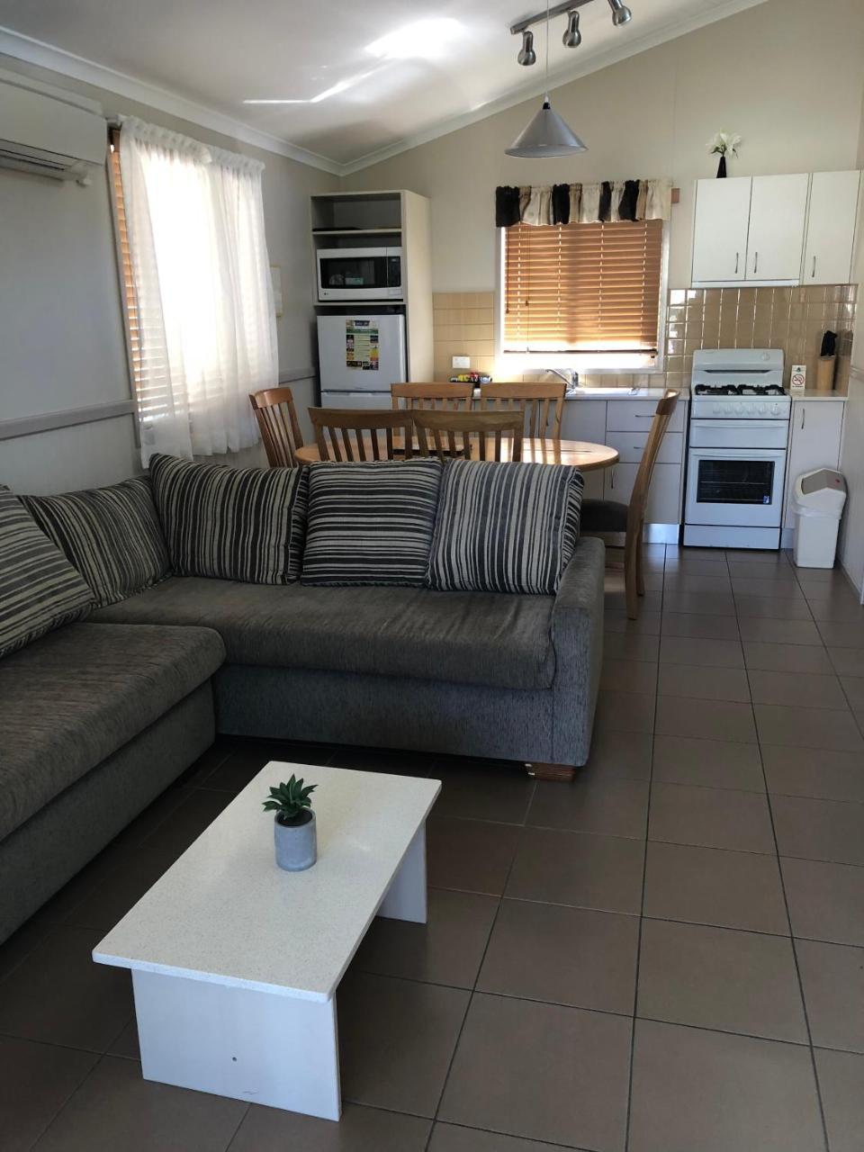 בייטמנס ביי Pleasurelea Tourist Resort & Caravan Park מראה חיצוני תמונה